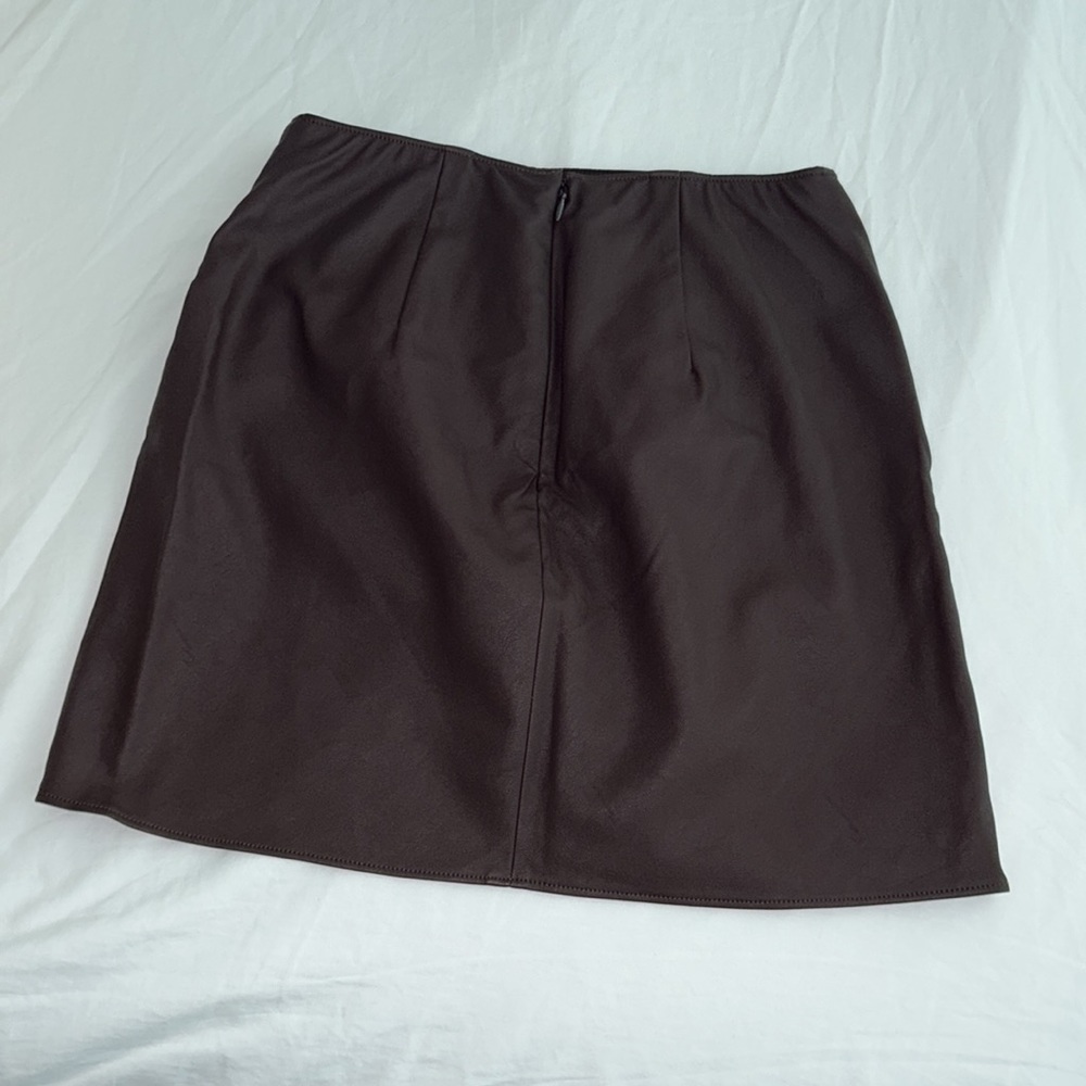 Abercrombie & Fitch Faux Leather Miniskirt - Size XS - Picture 2 of 5